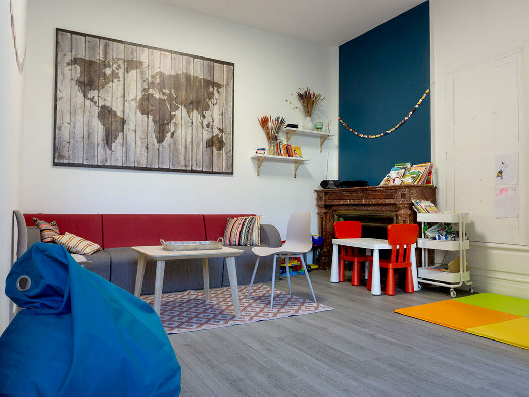 Résidence parentalité à Bordeaux pour accompagner les familles